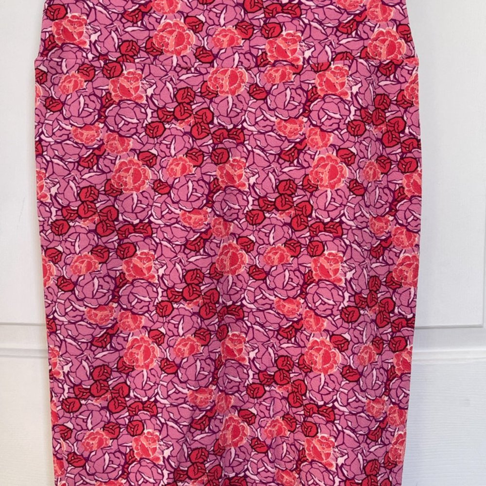 Lularoe pencil skirt, Gorgeous pink/lilac floral, MEDIUM (8-10)